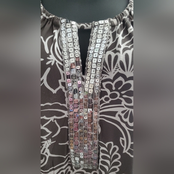 INC International Concepts Floral Halter Top With Sequins Grey & White Size M - Picture 2 of 6